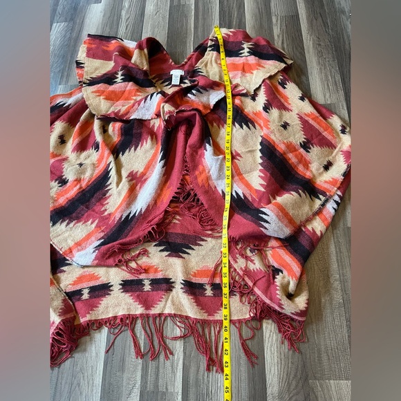 Free People Crossroads Aztec Poncho One Size - Picture 9 of 12